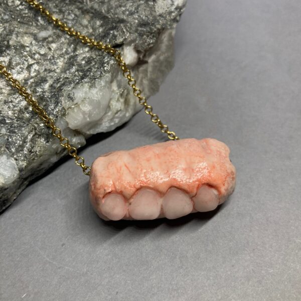 Teeth Ting Pendant Chain Necklace Flat Hugahag